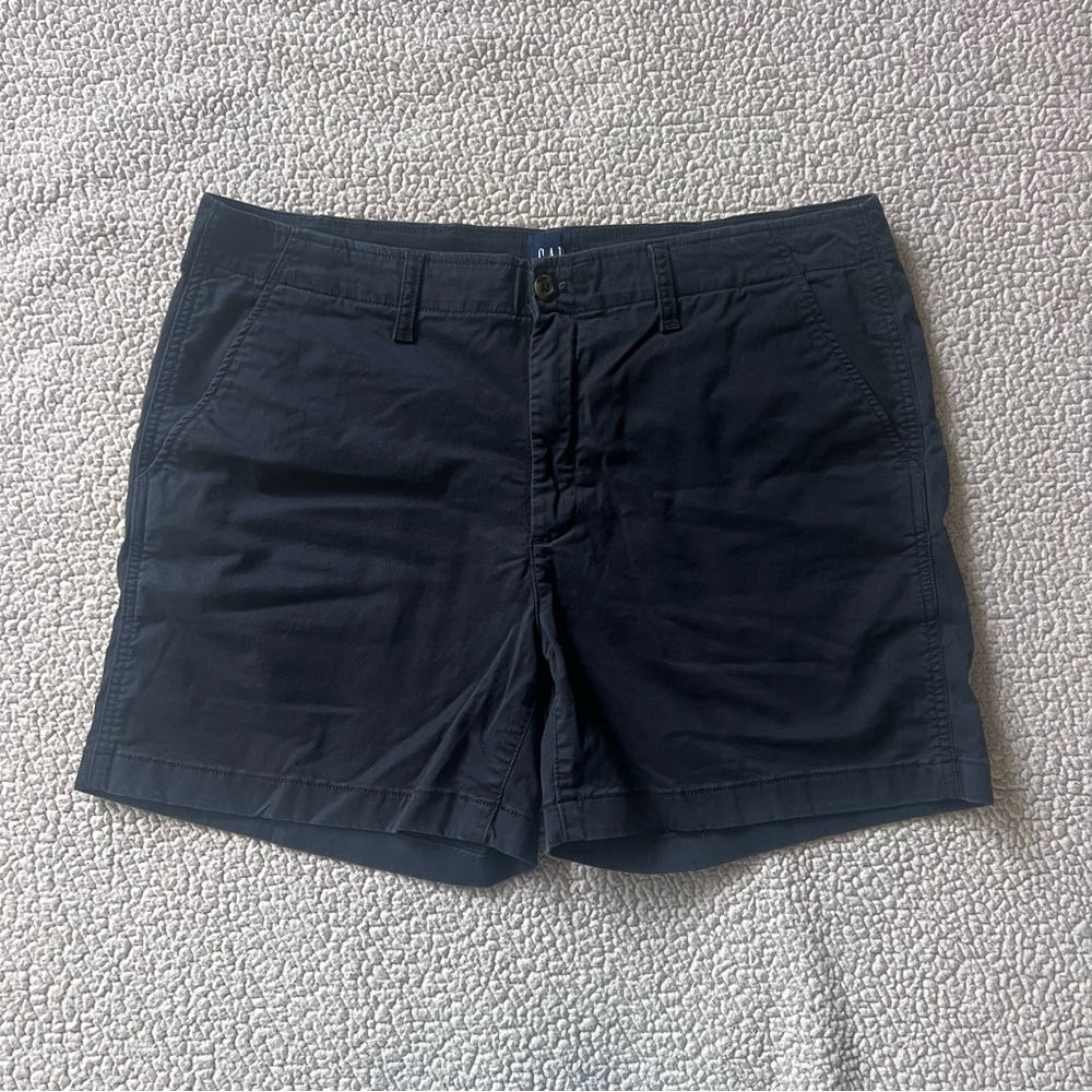 GAP Black Shorts Classic Size 16 5.5” Inseam Comfy Soft
